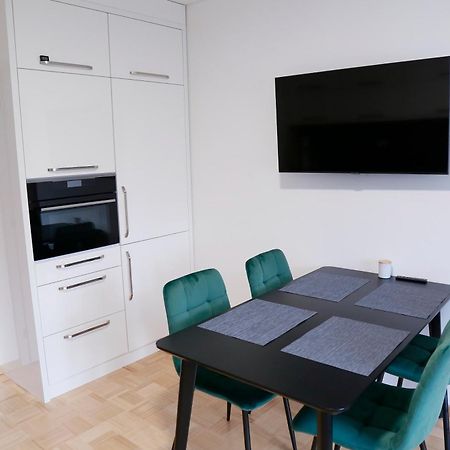 Lanškroun Aparthotel Brokes חדר תמונה