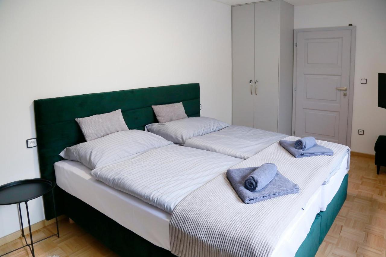 Lanškroun Aparthotel Brokes מראה חיצוני תמונה
