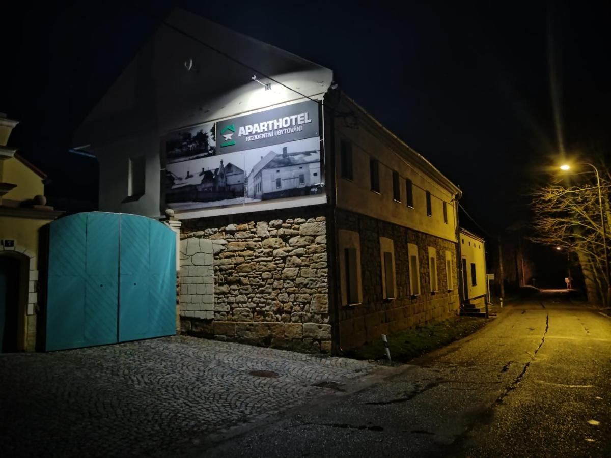 Lanškroun Aparthotel Brokes מראה חיצוני תמונה