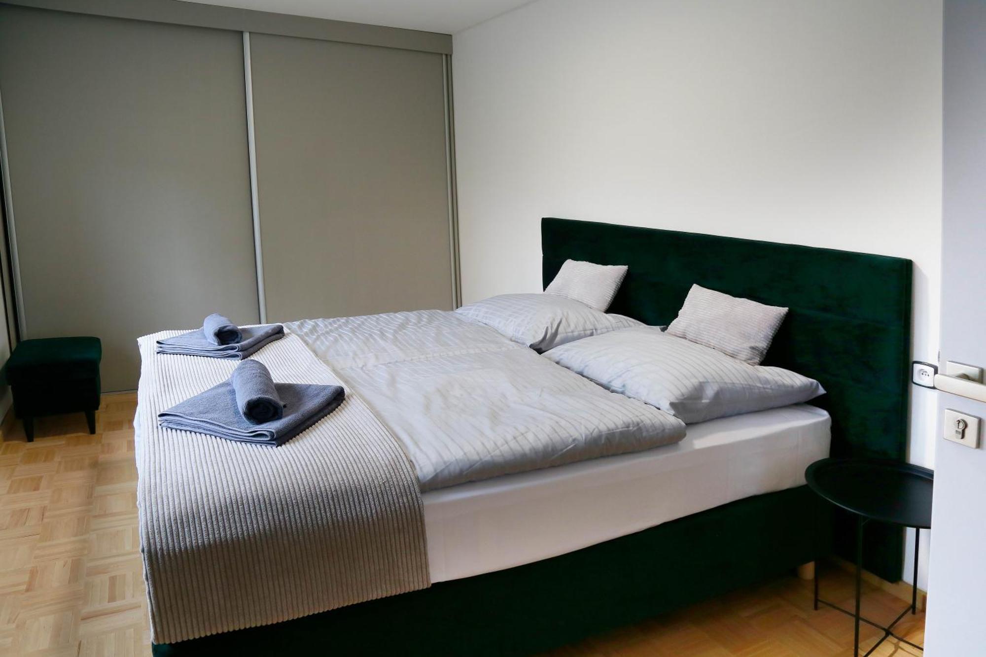 Lanškroun Aparthotel Brokes חדר תמונה